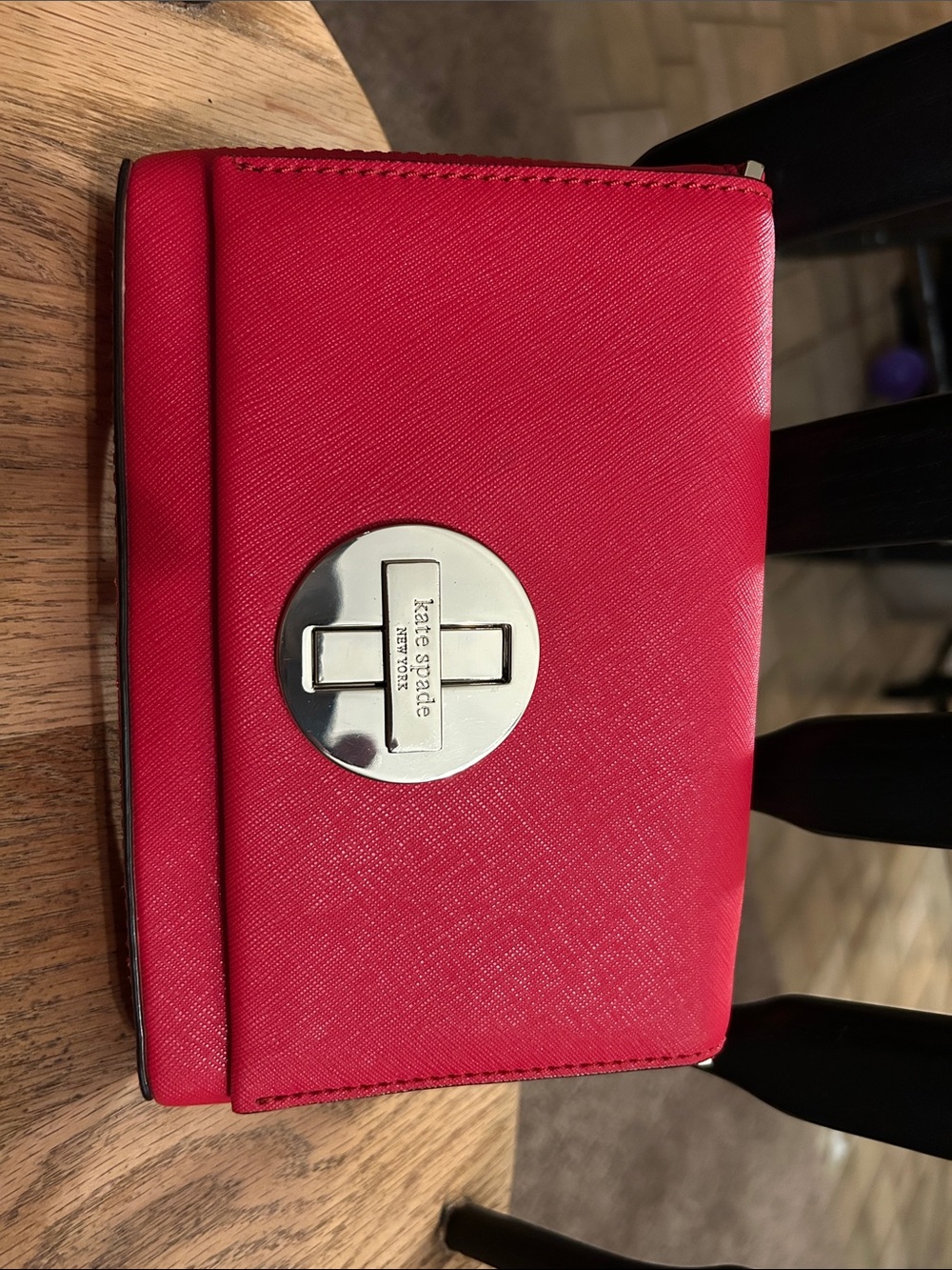 kate spade red turn-lock wristlet clutch